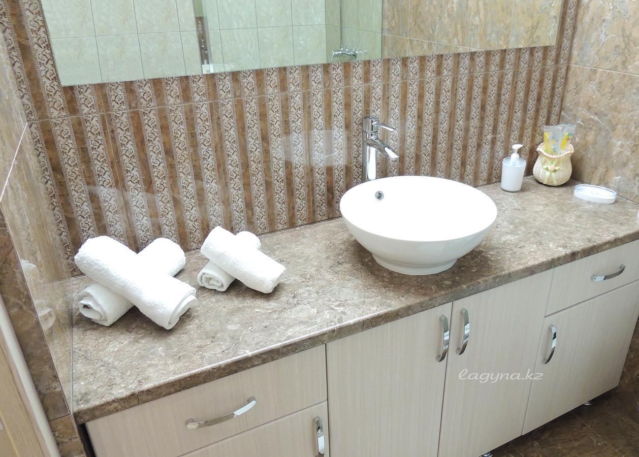Laguna Hotel Kostanay Eksteriør billede