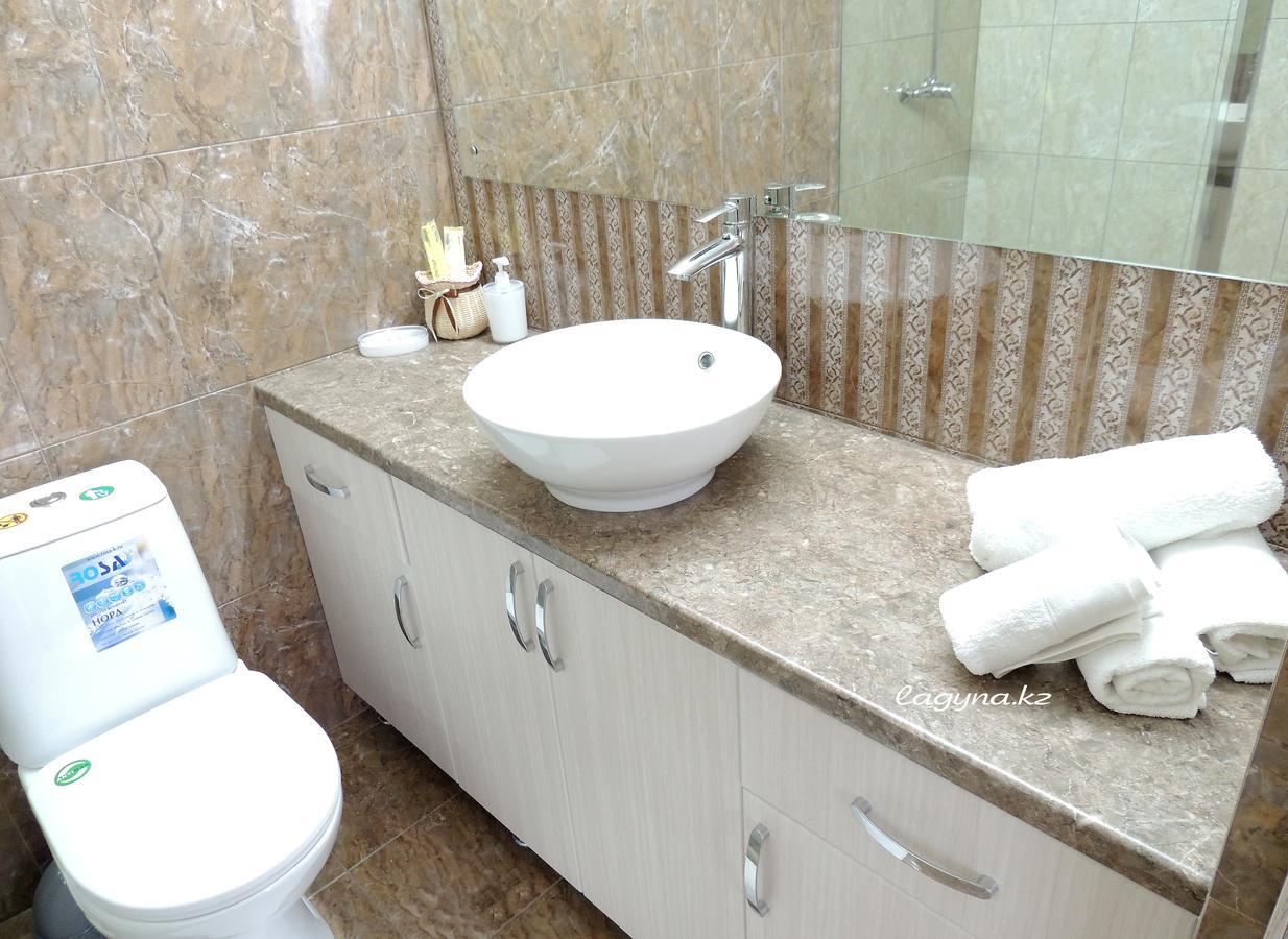 Laguna Hotel Kostanay Værelse billede
