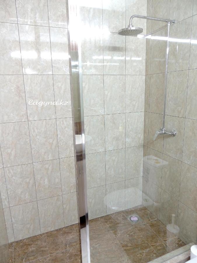 Laguna Hotel Kostanay Værelse billede